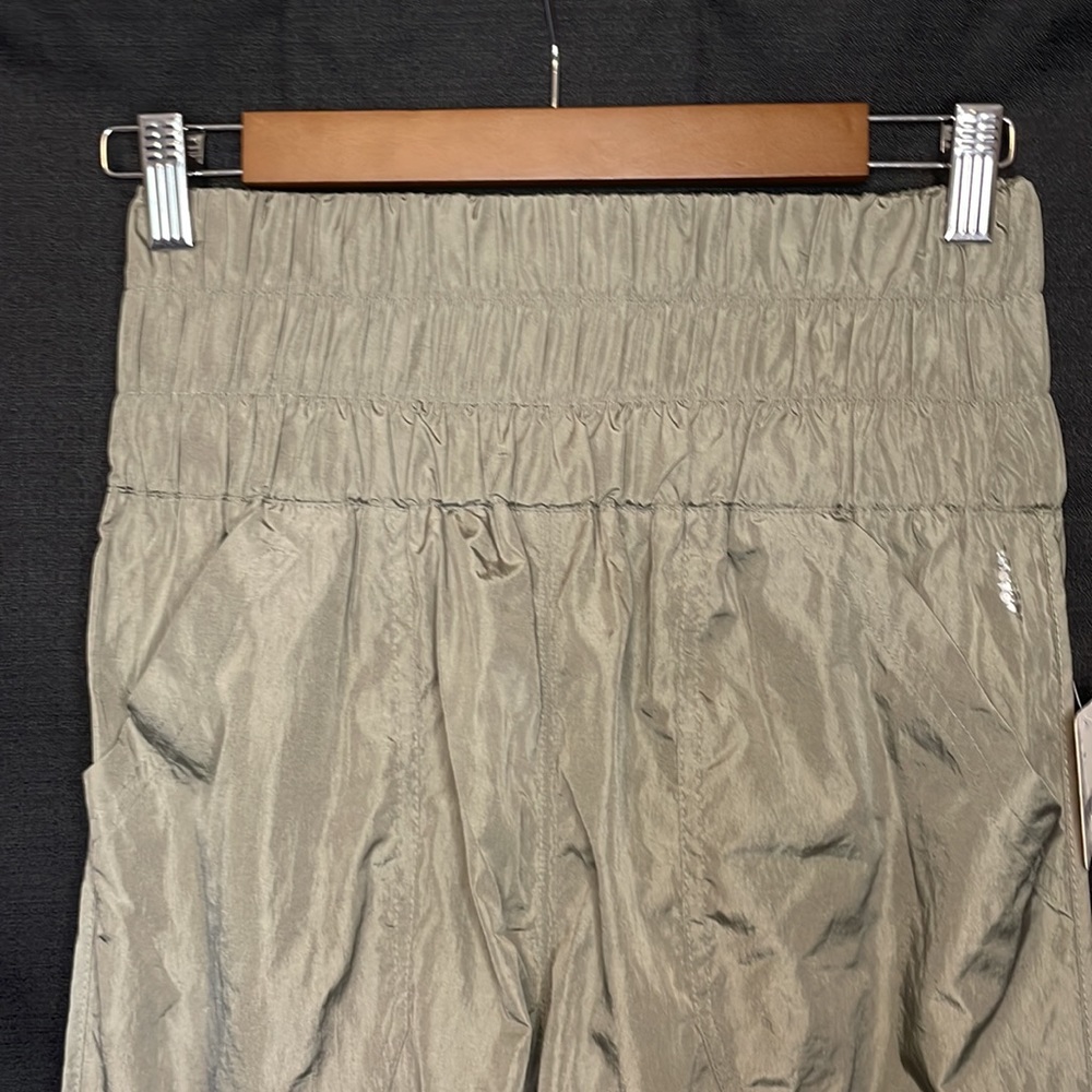 NWT Free People Movement The Way Home Smocked Joggers - Army - Size Small - Picture 8 of 16